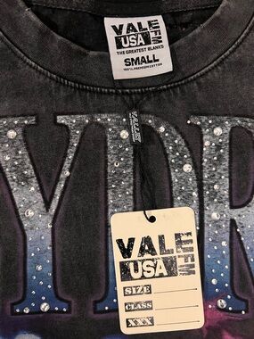 VALE forever monster big tee